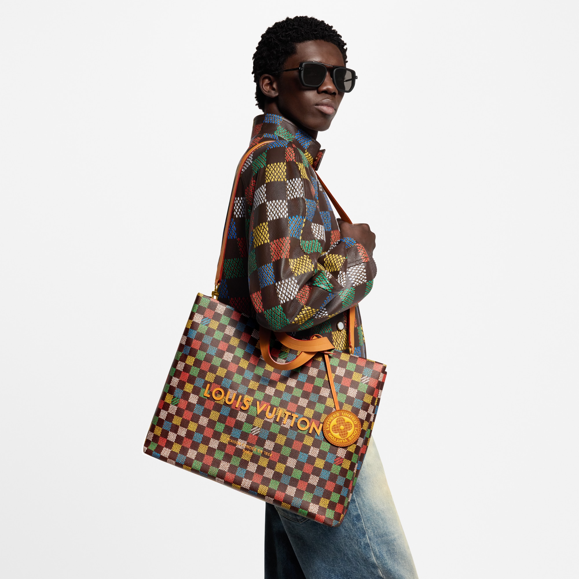 กระเป๋ารุ่น Shopper Tote MM Damier Ebene แคนวาส in กระเป๋าและผลิตภัณฑ์เครื่องหนังขนาดเล็ก