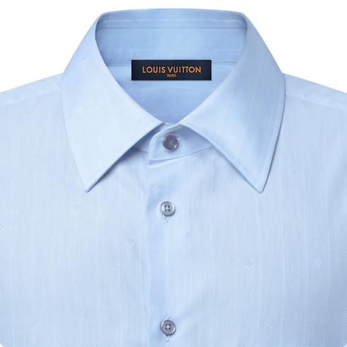 เสื้อเชิ้ตคลาสสิกแขนสั้น in ผู้ชาย's เสื้อผ้า เสื้อเชิ้ตสำหรับผู้ชาย collections by Louis Vuitton (การย่อ/ขยายผลิตภัณฑ์)