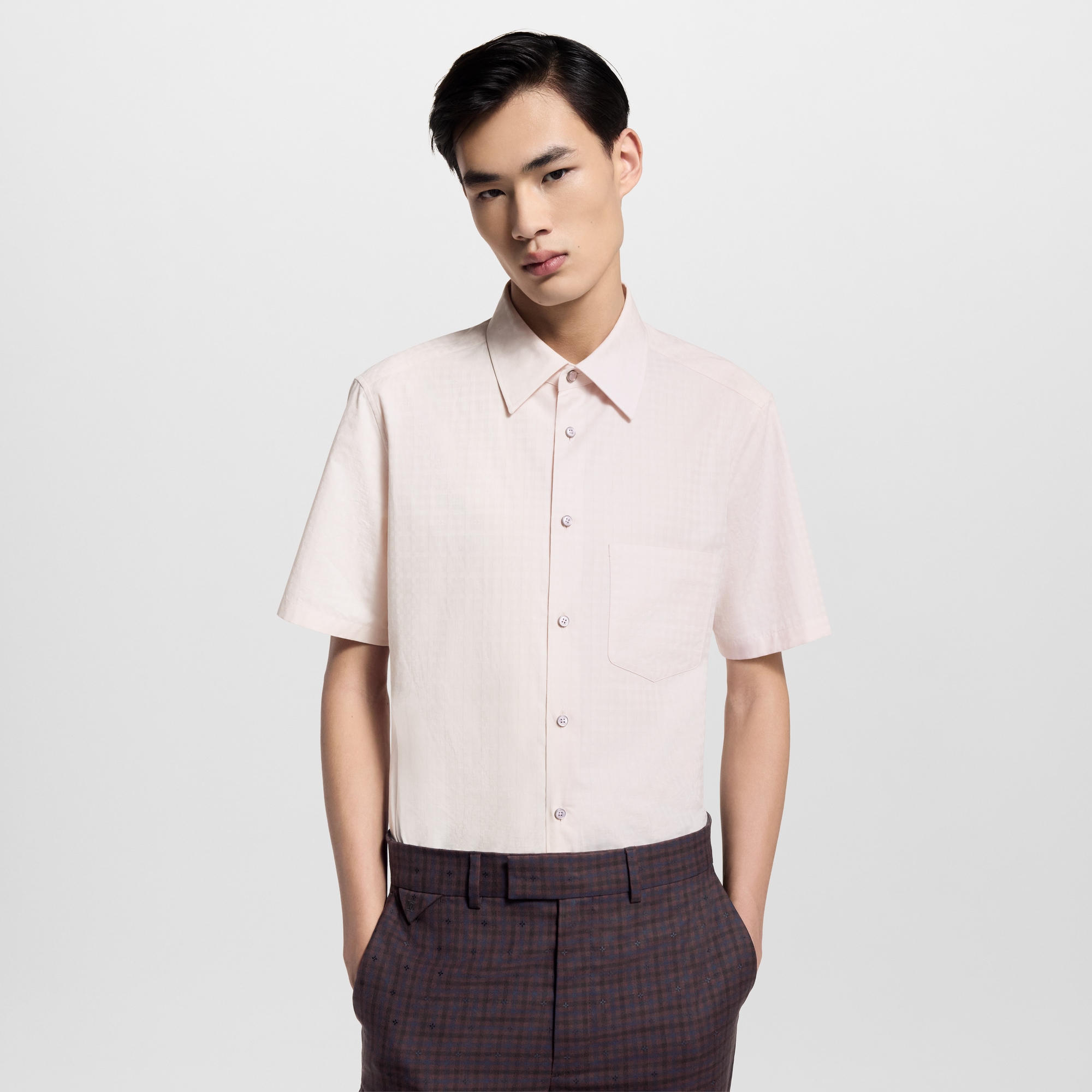 เสื้อเชิ้ตคลาสสิกแขนสั้น  in ผู้ชาย