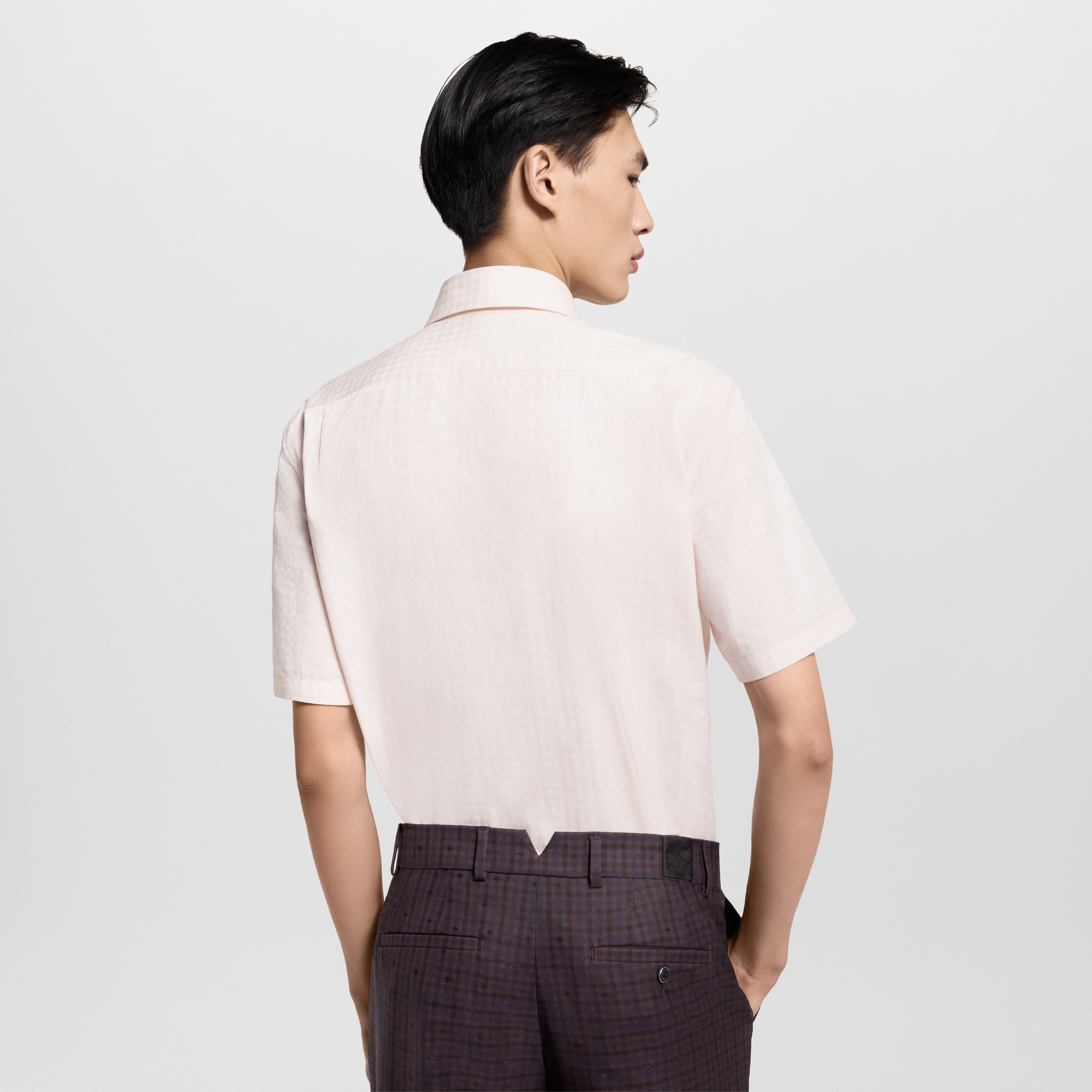 เสื้อเชิ้ตคลาสสิกแขนสั้น  in ผู้ชาย