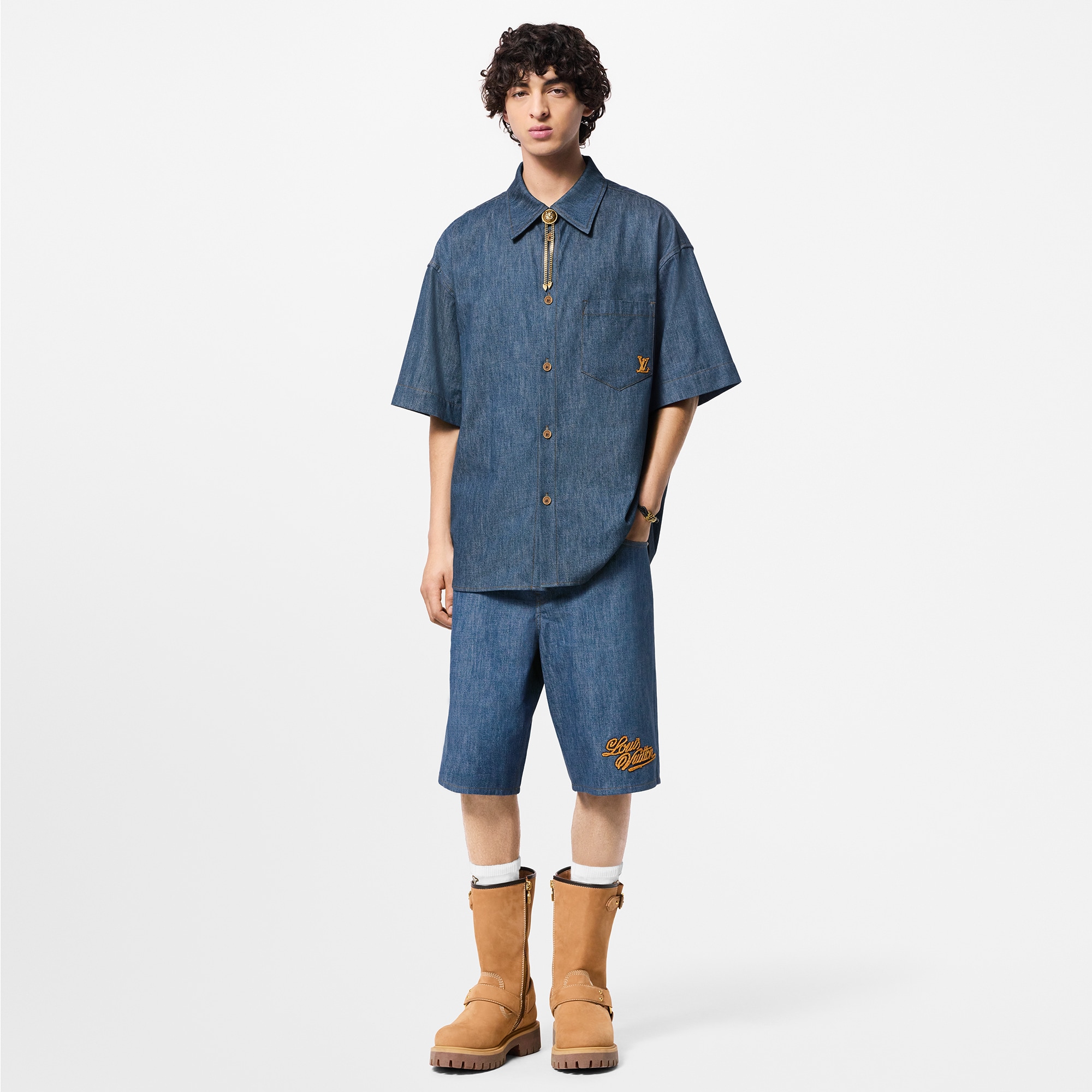 เสื้อเชิ้ตแขนสั้นผ้าคอตตอน Chambray  in ผู้ชาย