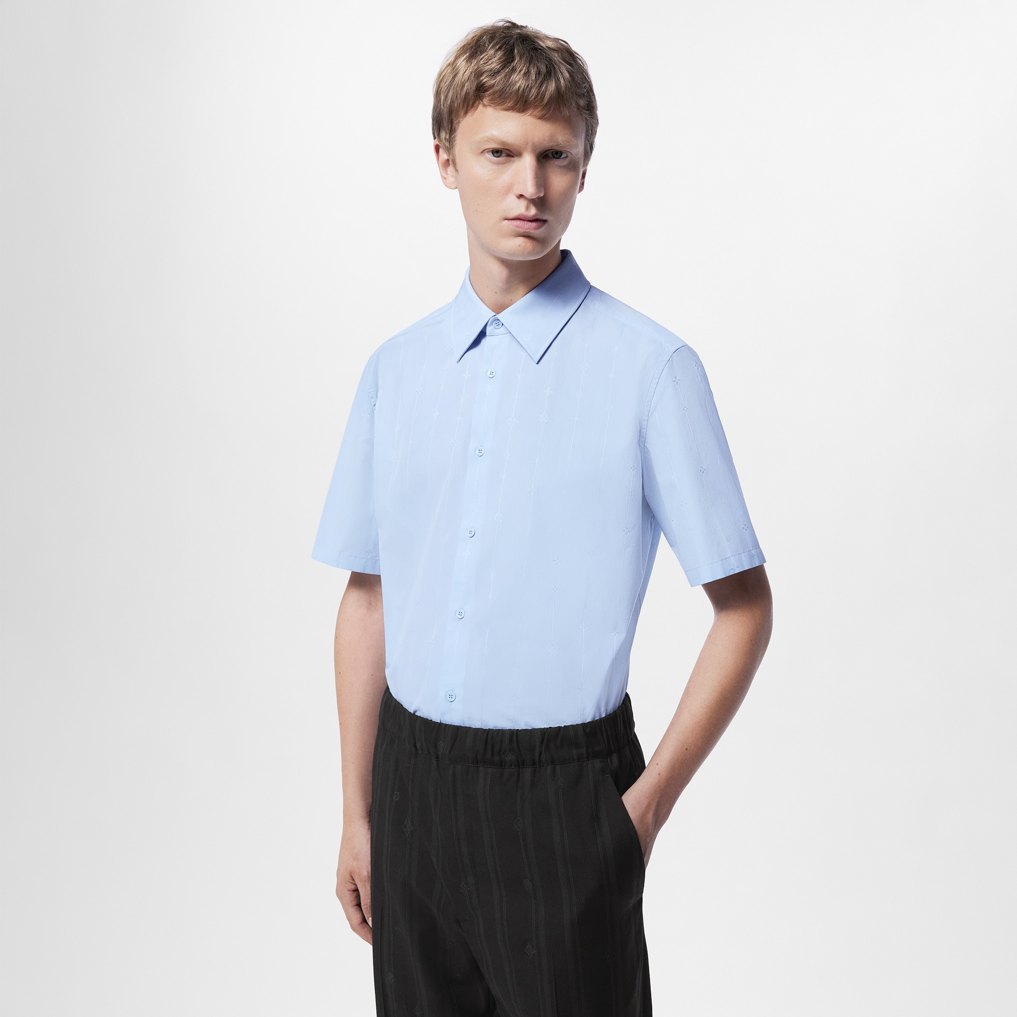 เสื้อเชิ้ตแขนสั้นผ้าคอตตอน  in ผู้ชาย