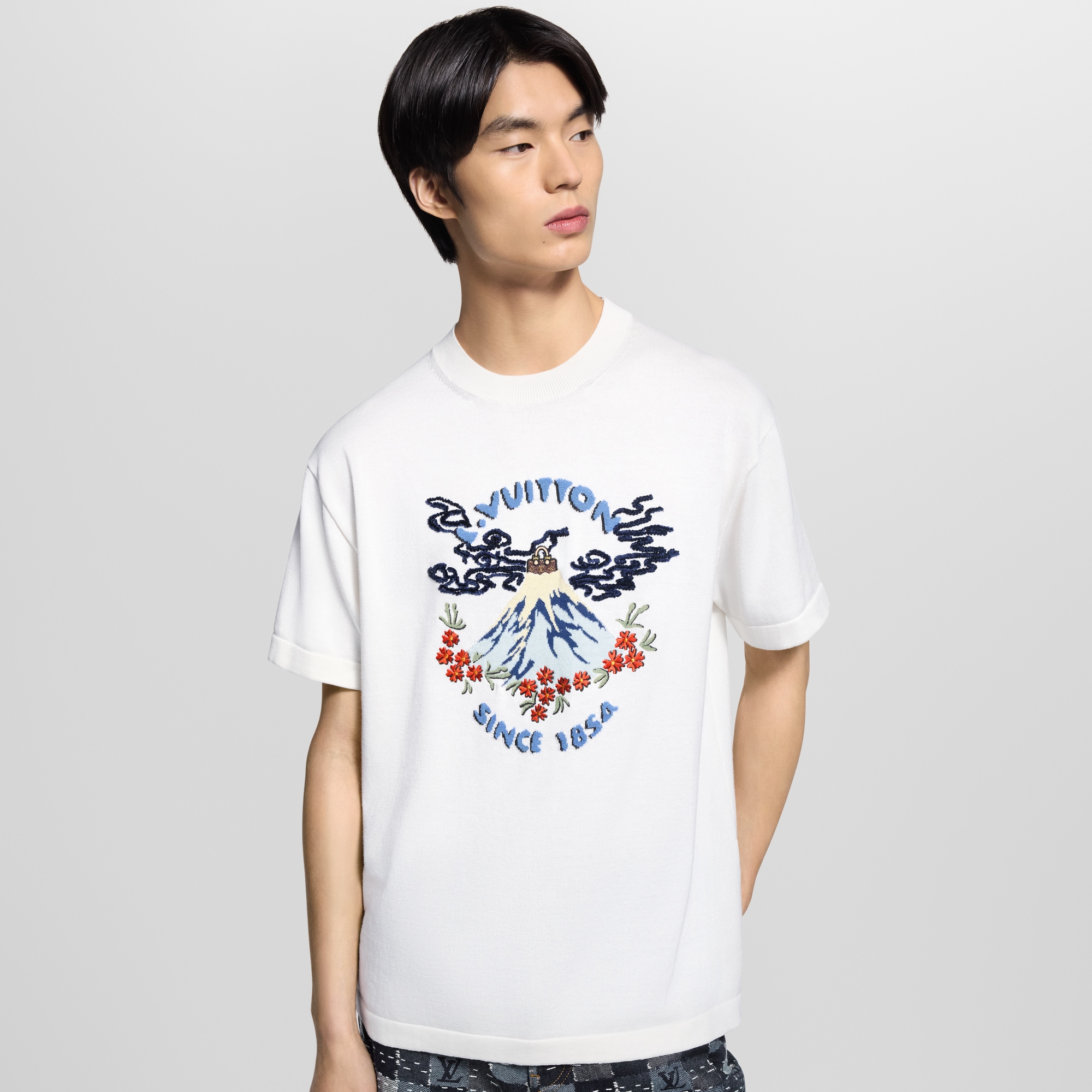 เสื้อคอกลมแขนสั้นผ้านิต  in ผู้ชาย
