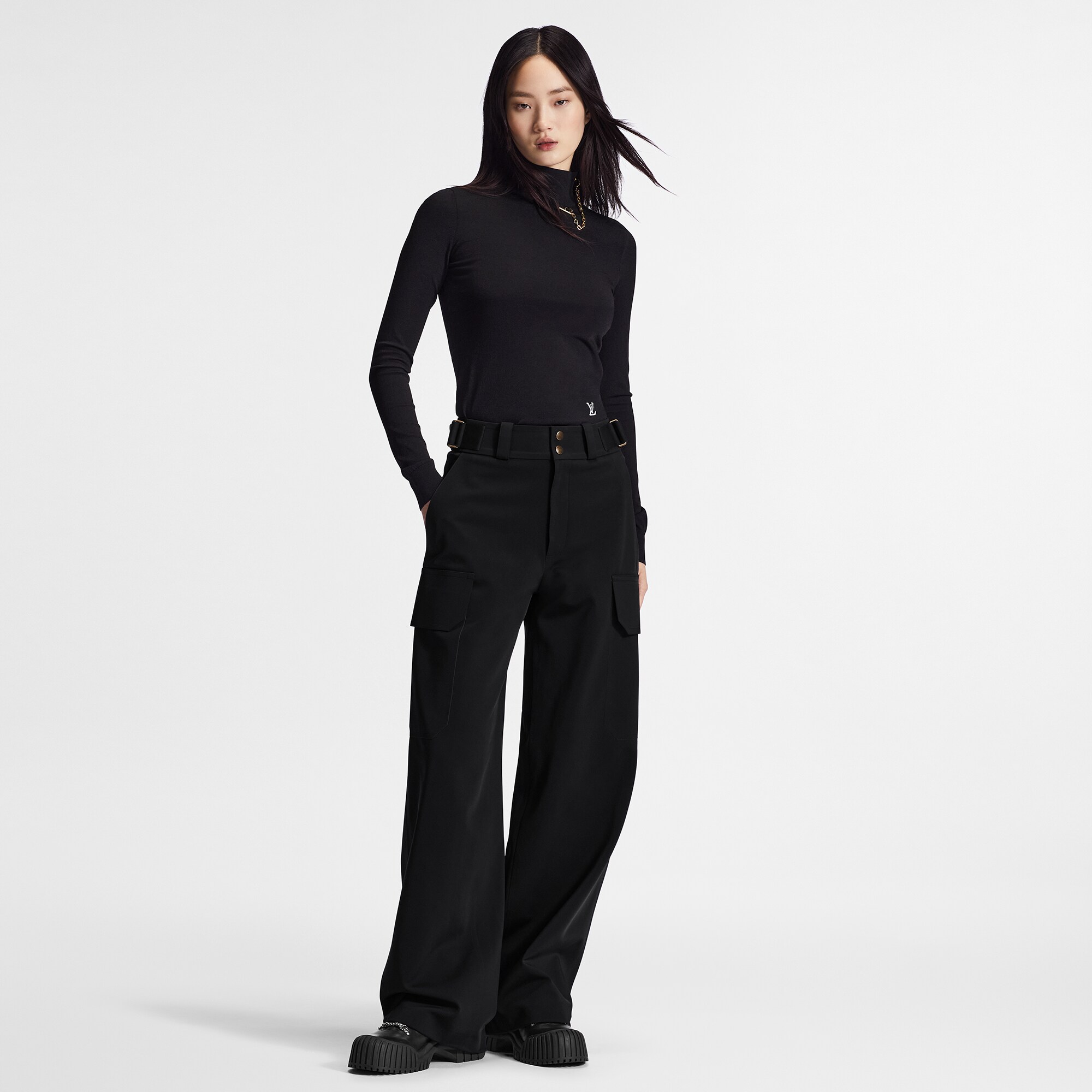 เสื้อสเวตเตอร์คอเต่าแต่งดีเทลไหล่  in Women