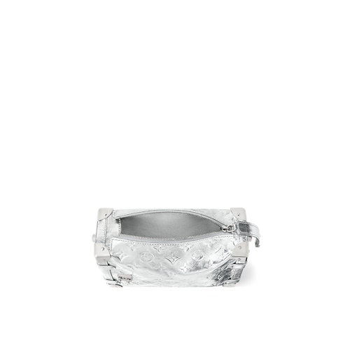 Side Trunk MM in กระเป๋าและผลิตภัณฑ์เครื่องหนังขนาดเล็ก's สำหรับผู้หญิง ไอคอนิก collections by Louis Vuitton (การย่อ/ขยายผลิตภัณฑ์)