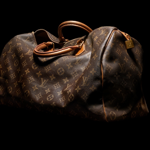 กระเป๋ารุ่น Side Trunk MM Monogram in ผู้หญิง's กระเป๋าถือ กระเป๋าถือสำหรับผู้หญิง collections by Louis Vuitton
