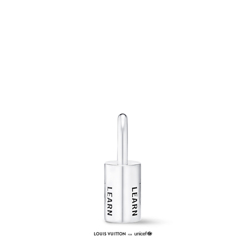 ต่างหู Silver Lockit เงินสเตอร์ลิง แลคเกอร์สีดำ in จิวเวลรี่'s หมวดหมู่ ต่างหู collections by Louis Vuitton (การย่อ/ขยายผลิตภัณฑ์)