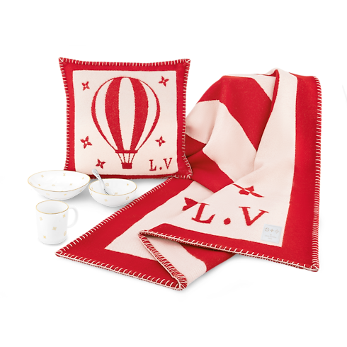 ช้อนเงิน . in ของขวัญและการสร้างสรรค์ผลงานของคุณ's ของขวัญสำหรับเด็ก } collections by Louis Vuitton (การย่อ/ขยายผลิตภัณฑ์)