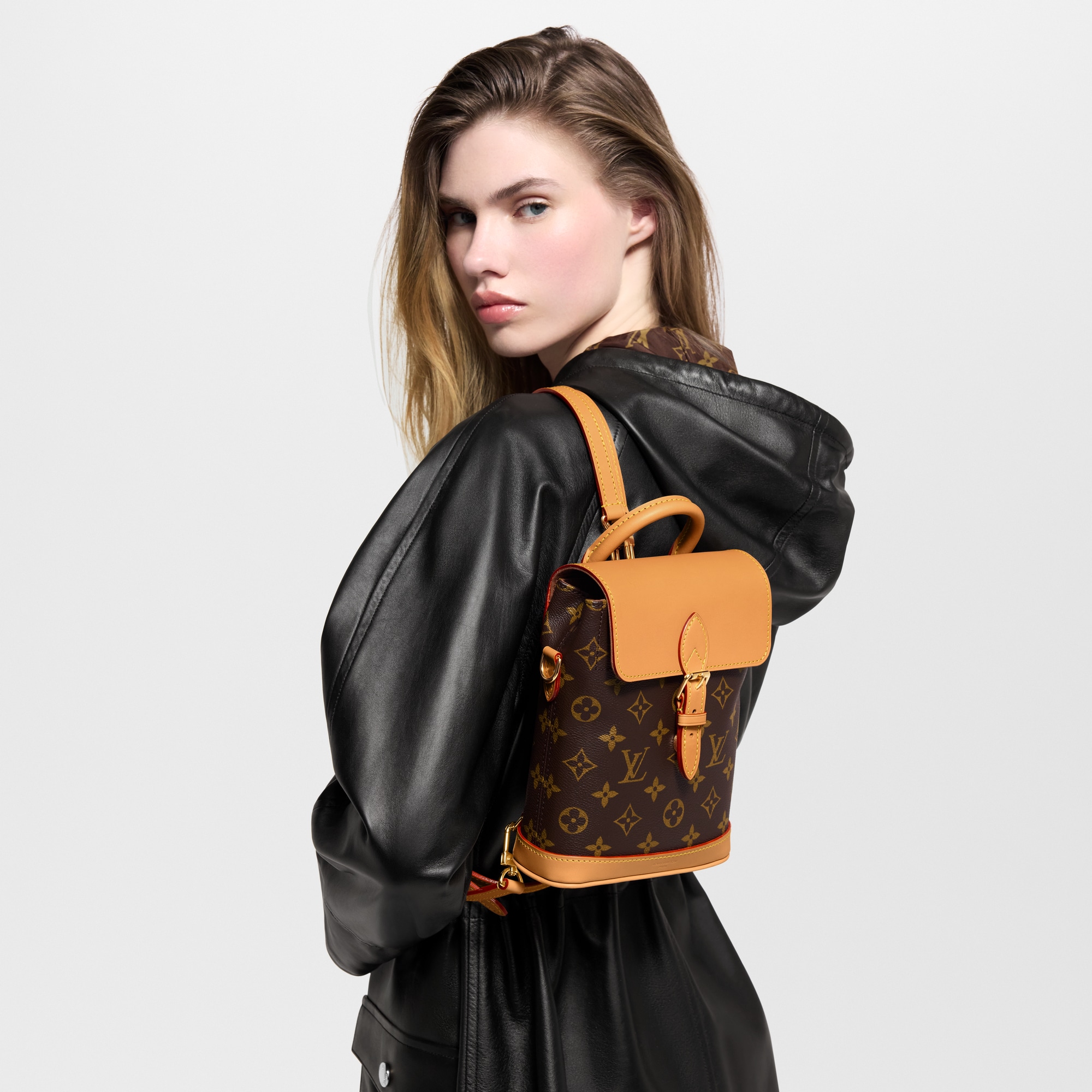 กระเป๋ารุ่น Soho Mini Monogram in ผู้หญิง