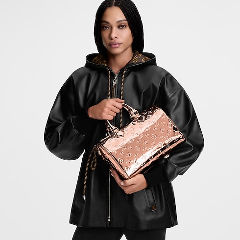 Speedy Bandouliere 25 Monogram แคนวาสประเภทอื่น in กระเป๋าและผลิตภัณฑ์เครื่องหนังขนาดเล็ก's สำหรับผู้หญิง ไอคอนิก collections by Louis Vuitton (การย่อ/ขยายผลิตภัณฑ์)