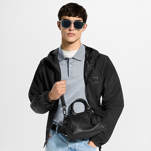 กระเป๋ารุ่น Speedy P9 Bandoulière 20 H40 in Les Extraordinaires's ผลิตภัณฑ์เครื่องหนังและการท่องเที่ยว Speedy P9 collections by Louis Vuitton (การย่อ/ขยายผลิตภัณฑ์)