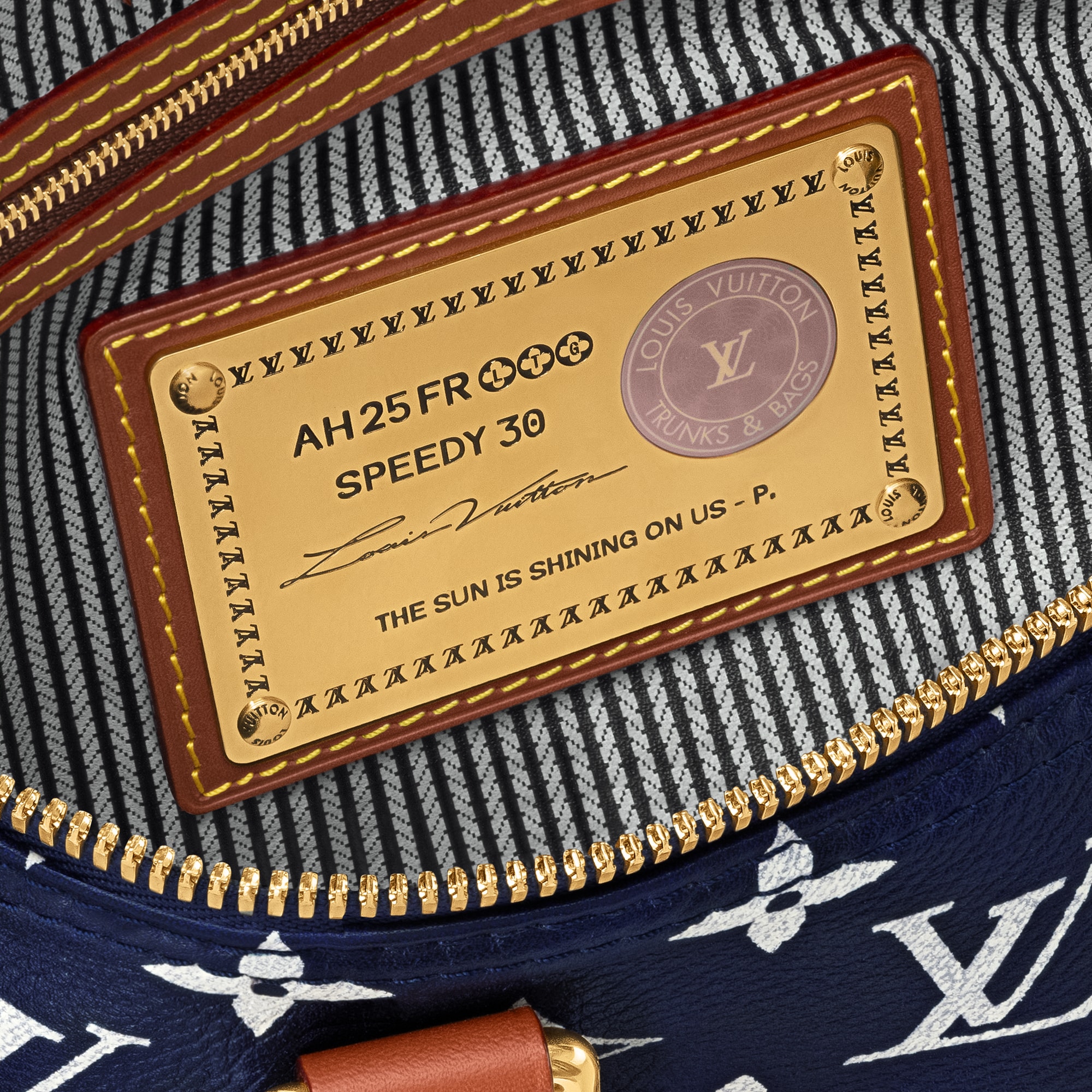 กระเป๋ารุ่น Speedy P9 Bandoulière 30 Monogram ประเภทอื่น in Les Extraordinaires