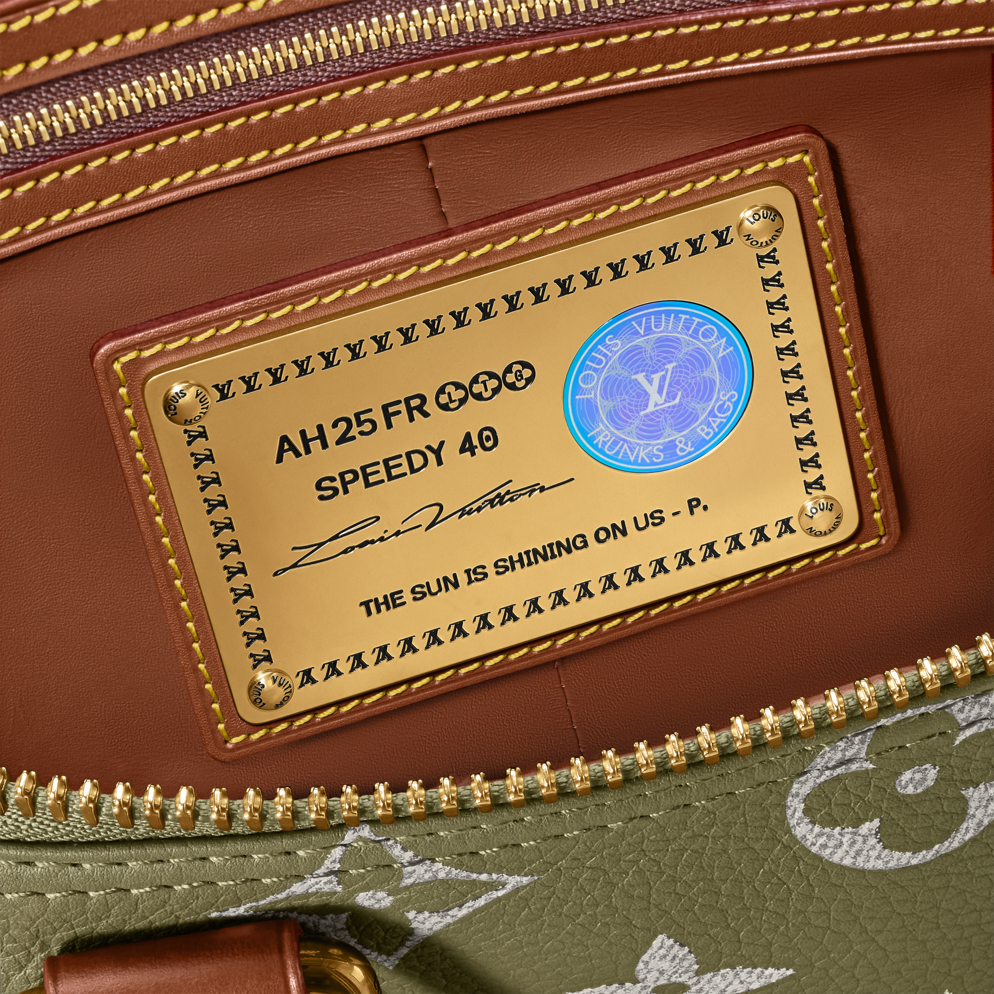 กระเป๋ารุ่น Speedy P9 Bandoulière 40 Monogram ประเภทอื่น in Les Extraordinaires