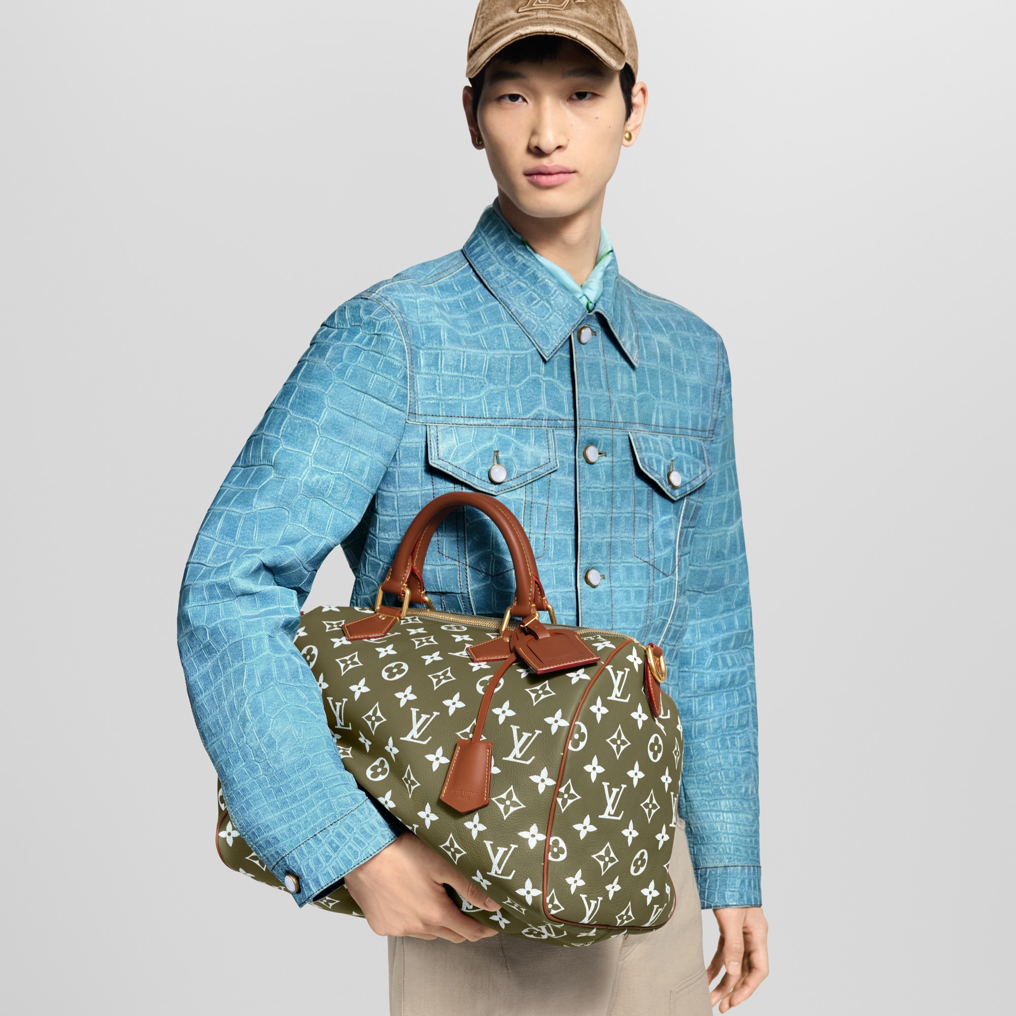 กระเป๋ารุ่น Speedy P9 Bandoulière 40 Monogram ประเภทอื่น in Les Extraordinaires