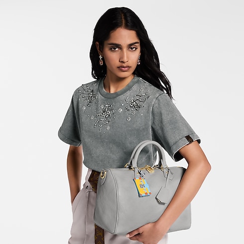 กระเป๋ารุ่น Speedy Soft 30 H27 in กระเป๋าและผลิตภัณฑ์เครื่องหนังขนาดเล็ก's สำหรับผู้หญิง ไอคอนิก collections by Louis Vuitton (การย่อ/ขยายผลิตภัณฑ์)