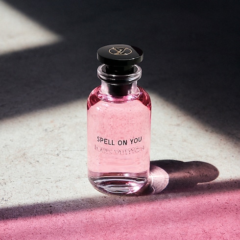 น้ำหอม Spell on You in น้ำหอมและความงาม's คอลเล็คชั่น น้ำหอมสำหรับผู้หญิง collections by Louis Vuitton (การย่อ/ขยายผลิตภัณฑ์)