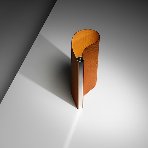 Surface Lamp By Nendo in ทรังก์ การเดินทาง และ บ้าน's ไฮไลท์ แคมเปญ Art of Living collections by Louis Vuitton (การย่อ/ขยายผลิตภัณฑ์)