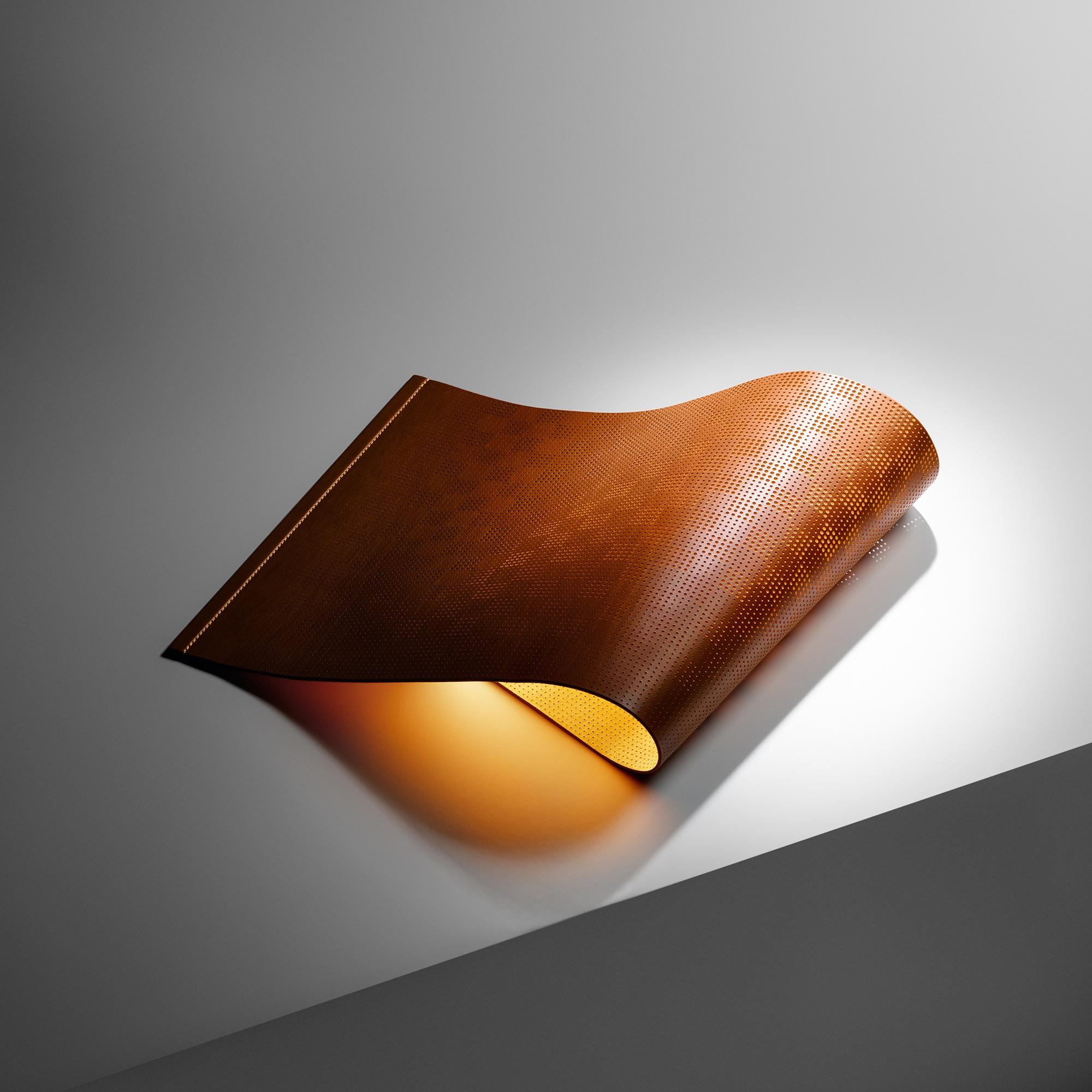 Surface Lamp By Nendo  in ทรังก์ การเดินทาง และ บ้าน