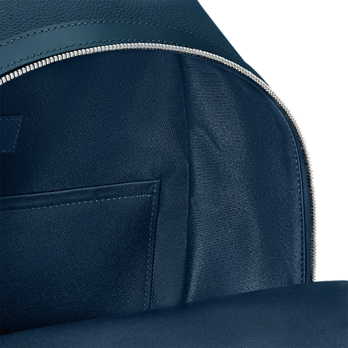 กระเป๋าสะพายหลังรุ่น Takeoff LV Aerogram in ผู้ชาย's กระเป๋า กระเป๋าสำหรับผู้ชาย collections by Louis Vuitton (การย่อ/ขยายผลิตภัณฑ์)