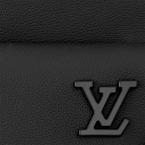 กระเป๋าสะพายหลังรุ่น Takeoff LV Aerogram in ผู้ชาย's กระเป๋า กระเป๋าสำหรับผู้ชาย collections by Louis Vuitton (การย่อ/ขยายผลิตภัณฑ์)