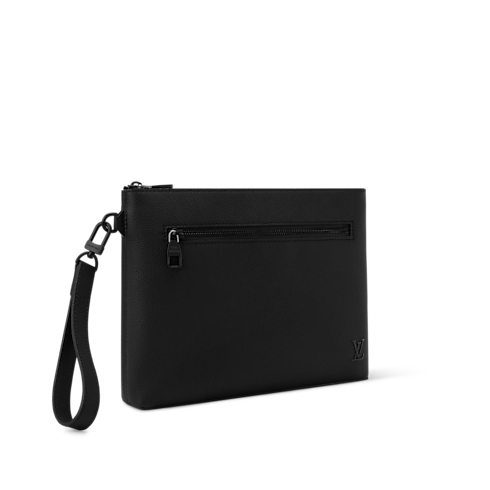 กระเป๋ารุ่น Takeoff Pouch LV Aerogram in กระเป๋าและผลิตภัณฑ์เครื่องหนังขนาดเล็ก's ผลิตภัณฑ์เครื่องหนังขนาดเล็กสำหรับผู้ชาย ผลิตภัณฑ์ใหม่ล่าสุด collections by Louis Vuitton (การย่อ/ขยายผลิตภัณฑ์)