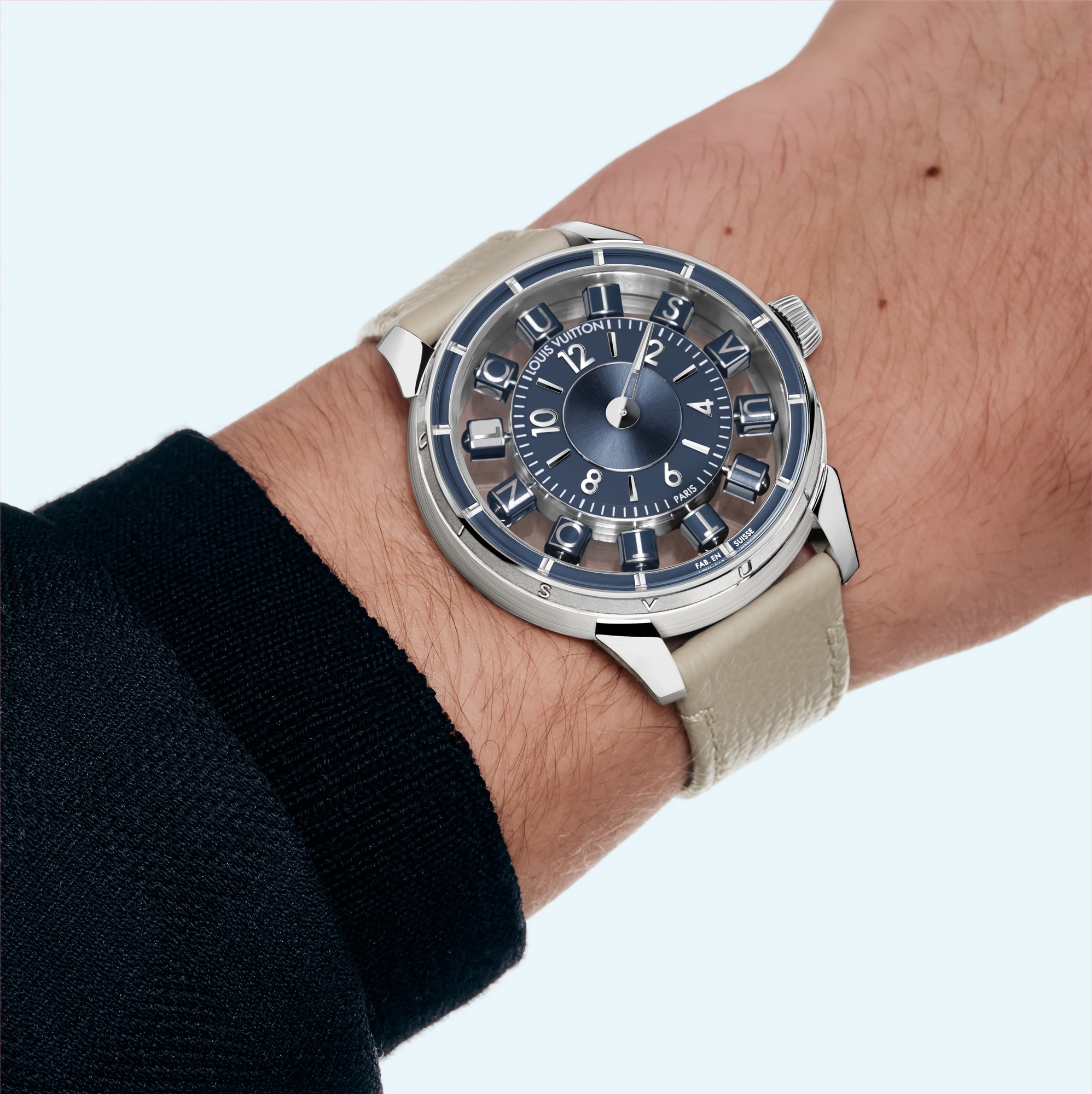 นาฬิการุ่น Tambour Taiko Spin Time Air ระบบอัตโนมัติ 42.5 มม. ไวท์โกลด์  in นาฬิกา