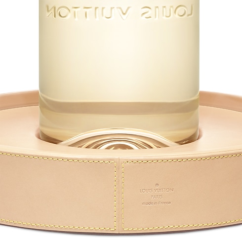 ขวดน้ำหอมคริสตัลในโดมแก้ว FLACON D'EXCEPTION - L'IMMENSITE in น้ำหอมและความงาม's การรังสรรค์อันยอดเยี่ยม คอลเล็คชั่น Flacon d’Exception collections by Louis Vuitton (การย่อ/ขยายผลิตภัณฑ์)