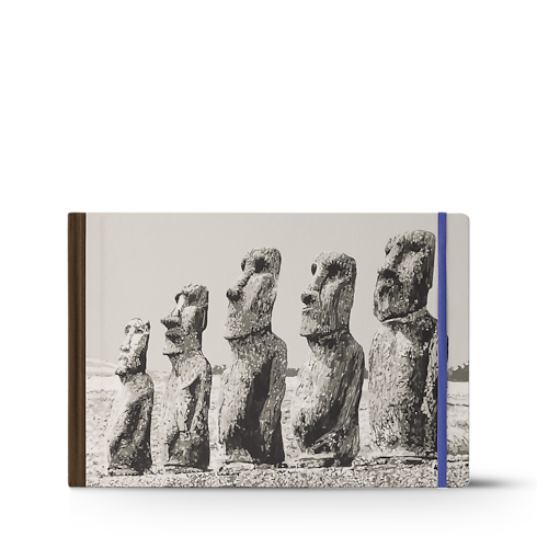 หนังสือท่องเที่ยวเกาะอีสเตอร์ in ทรังก์ การเดินทาง และ บ้าน's หนังสือและเครื่องเขียน หนังสือเดินทาง collections by Louis Vuitton (การย่อ/ขยายผลิตภัณฑ์)