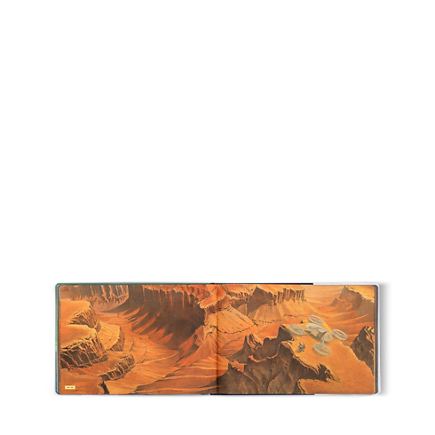 หนังสือท่องเที่ยว Mars ฉบับสำหรับนักสะสม in ทรังก์ การเดินทาง และ บ้าน's หนังสือและเครื่องเขียน หนังสือเดินทาง collections by Louis Vuitton (การย่อ/ขยายผลิตภัณฑ์)