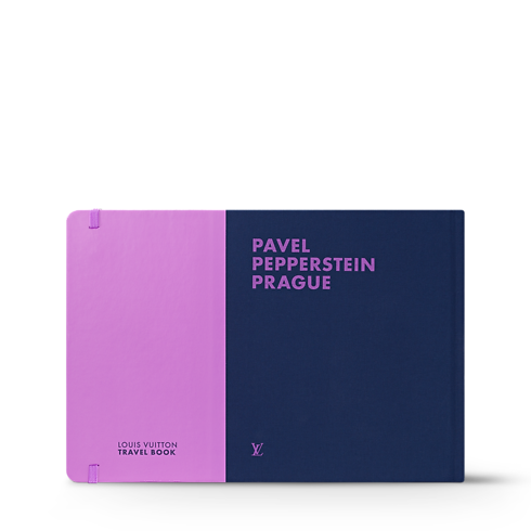 หนังสือท่องเที่ยวปราก in ทรังก์ การเดินทาง และ บ้าน's หนังสือและเครื่องเขียน หนังสือเดินทาง collections by Louis Vuitton (การย่อ/ขยายผลิตภัณฑ์)