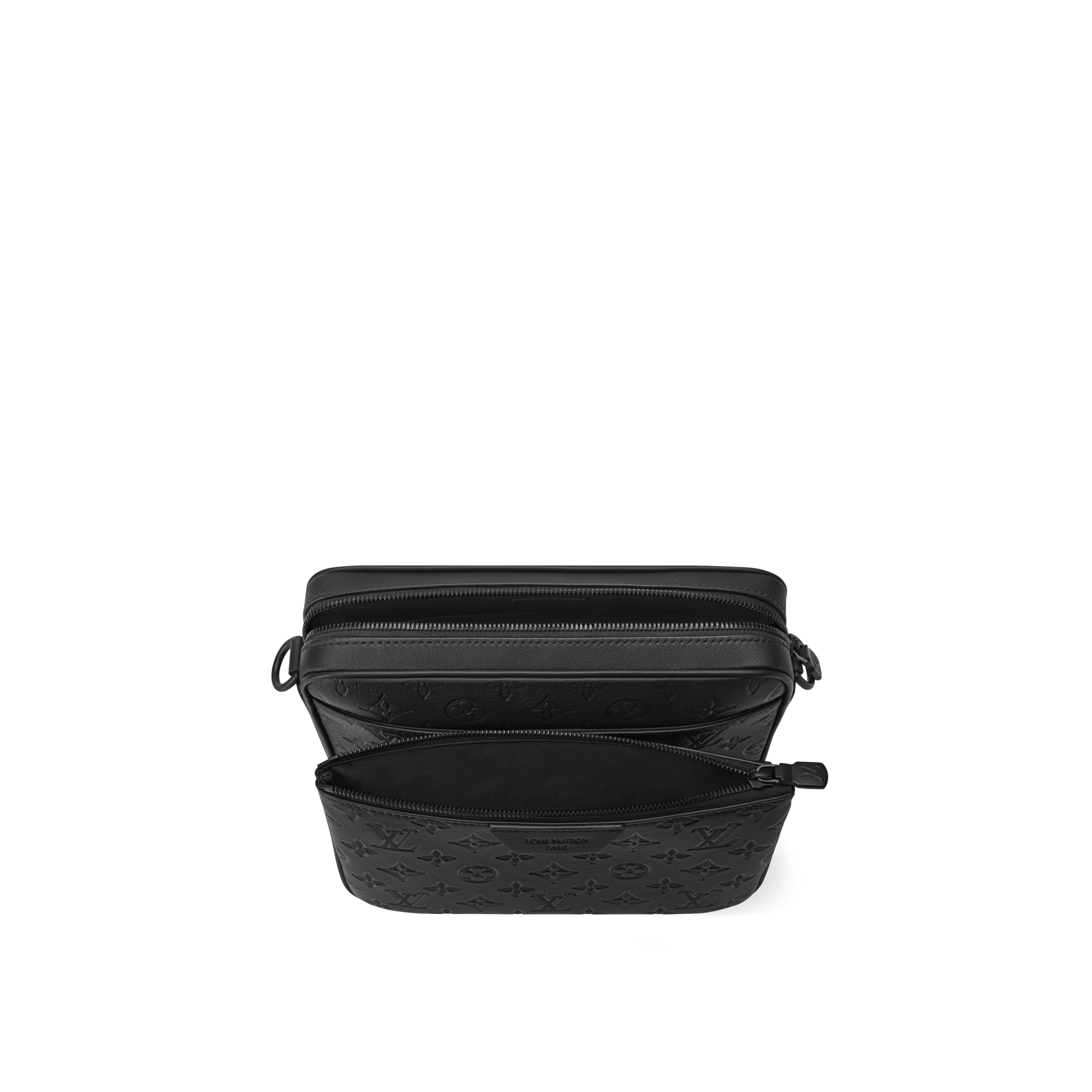 กระเป๋าแมสเซนเจอร์รุ่น Trio Monogram Shadow in กระเป๋าและผลิตภัณฑ์เครื่องหนังขนาดเล็ก