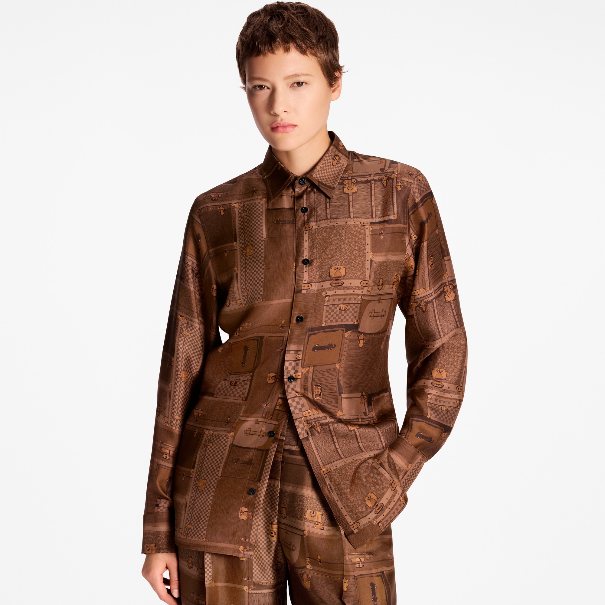 เสื้อเชิ้ตผ้าไหมพิมพ์ลายทรังก์  in ผู้หญิง