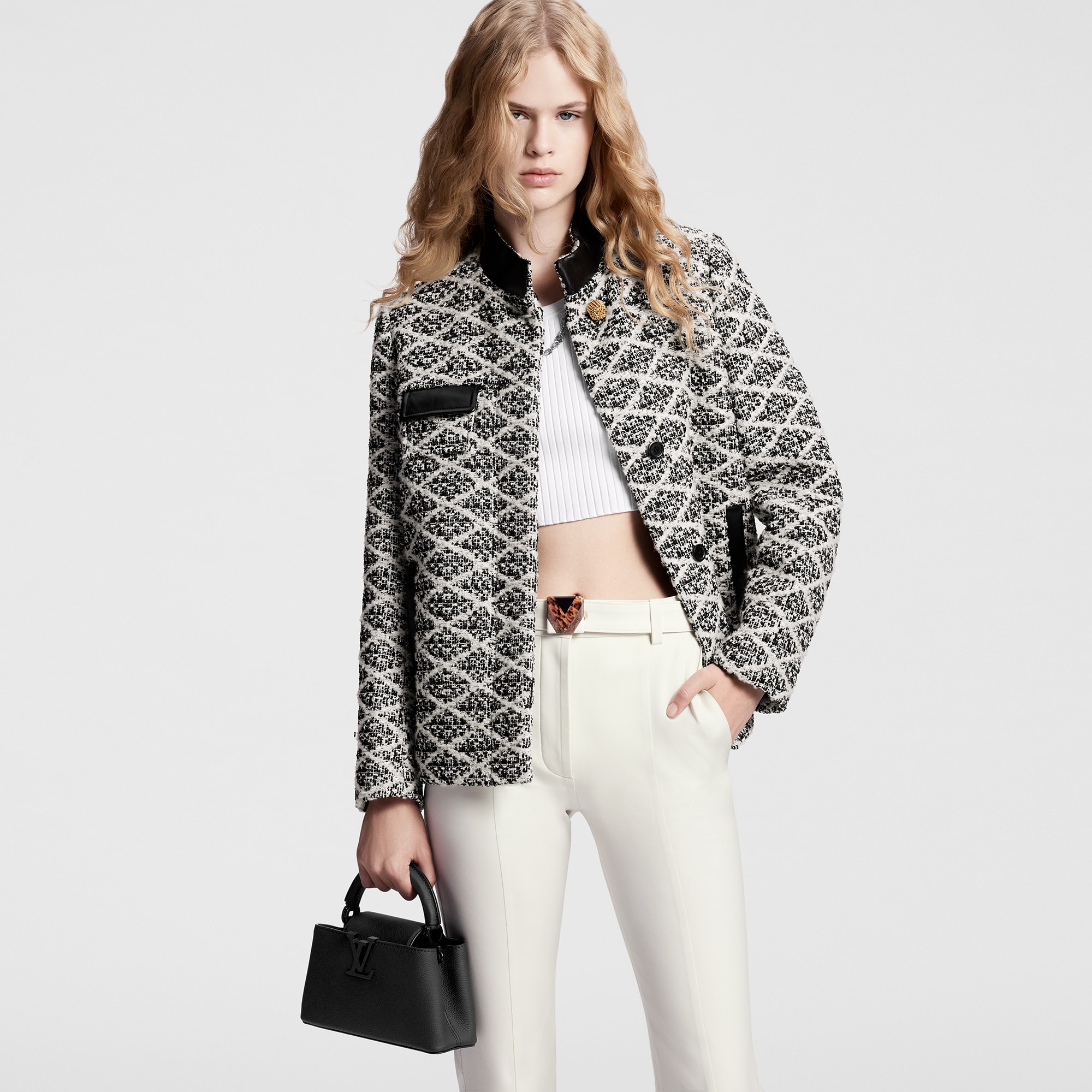 กางเกงพอดีตัวประดับหัวเข็มขัดตัว V  in ผู้ชาย