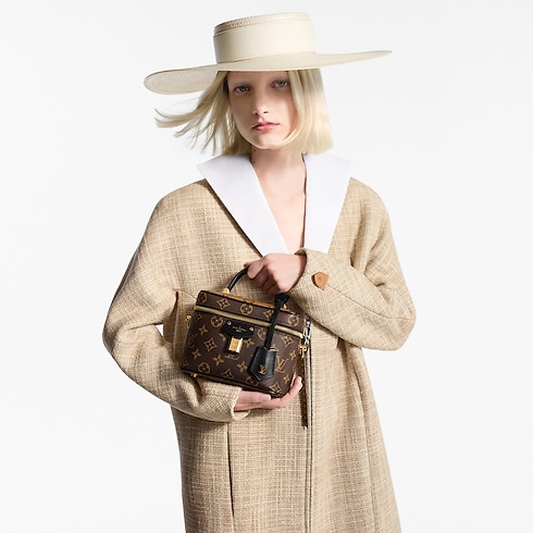 กระเป๋ารุ่น Vanity PM Monogram Reverse แคนวาส in ผู้หญิง's กระเป๋าถือ กระเป๋าถือสำหรับผู้หญิง collections by Louis Vuitton (การย่อ/ขยายผลิตภัณฑ์)