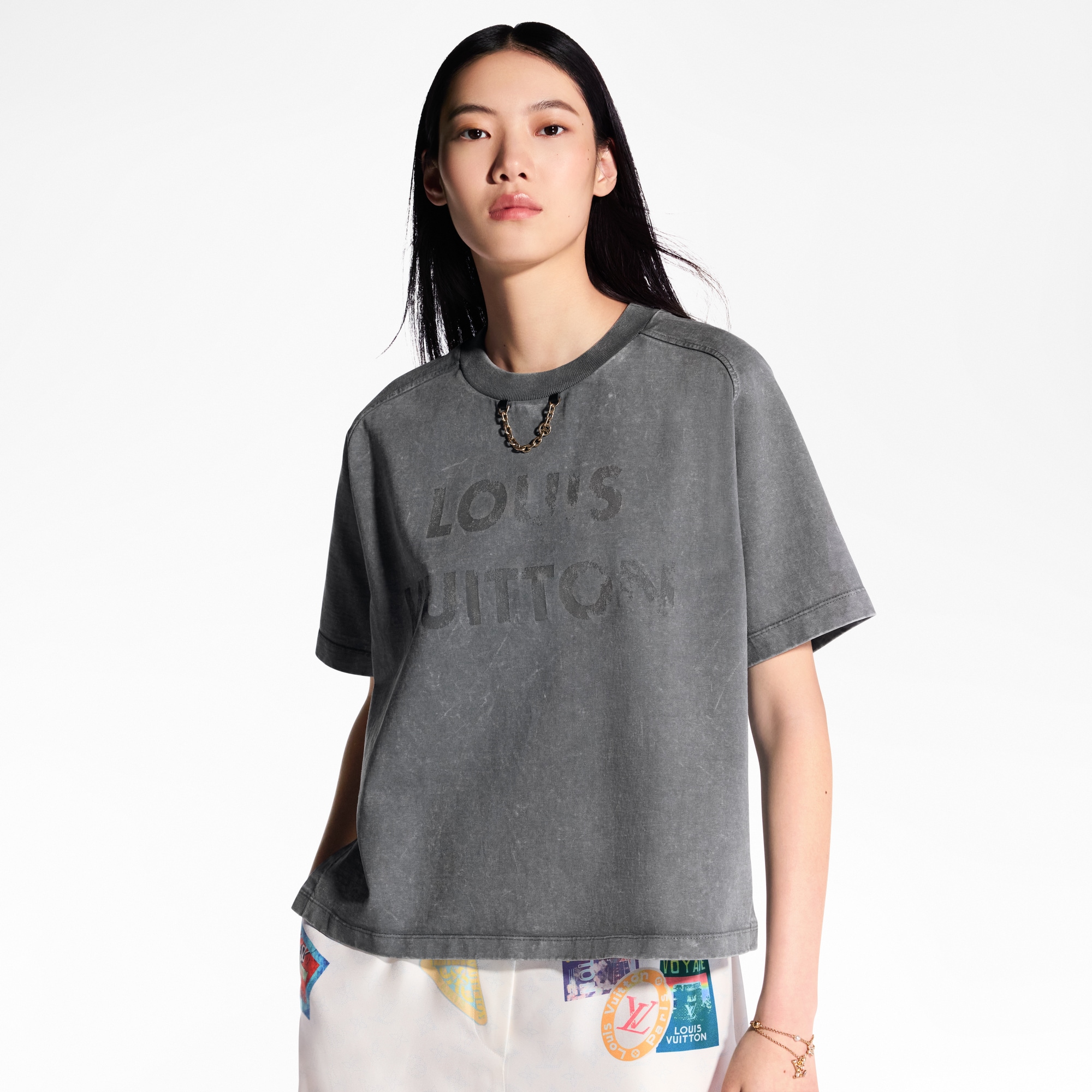 เสื้อยืดเอฟเฟ็กต์วินเทจ  in ผู้หญิง