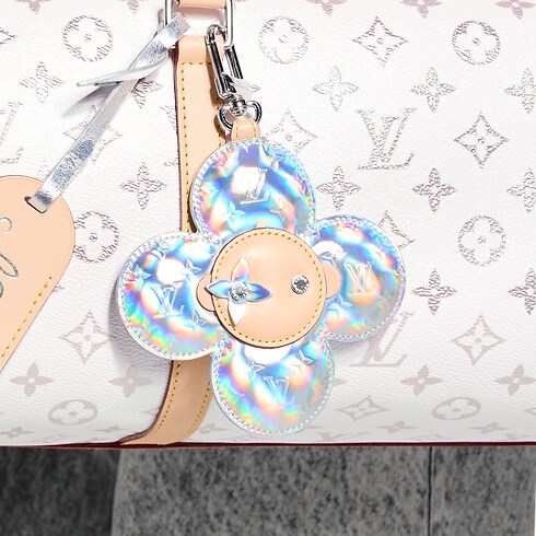 ชาร์มห้อยกระเป๋า Vivienne Head Monogram Miroir . in ผู้หญิง's แอคเซสเซอรี่ พวงกุญแจสำหรับผู้หญิง collections by Louis Vuitton (การย่อ/ขยายผลิตภัณฑ์)