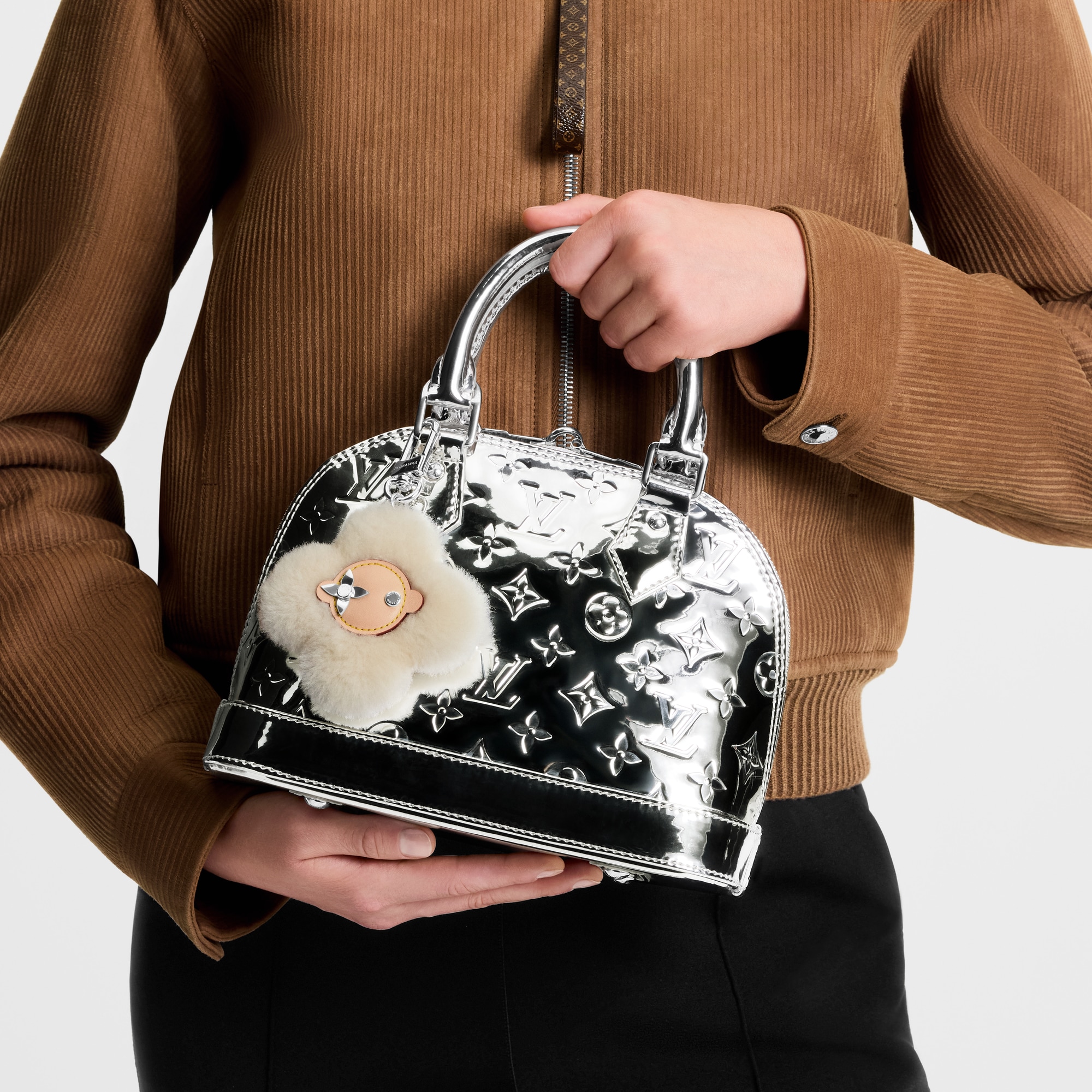 Vivienne Shearling  Bag Charm . in ผู้หญิง