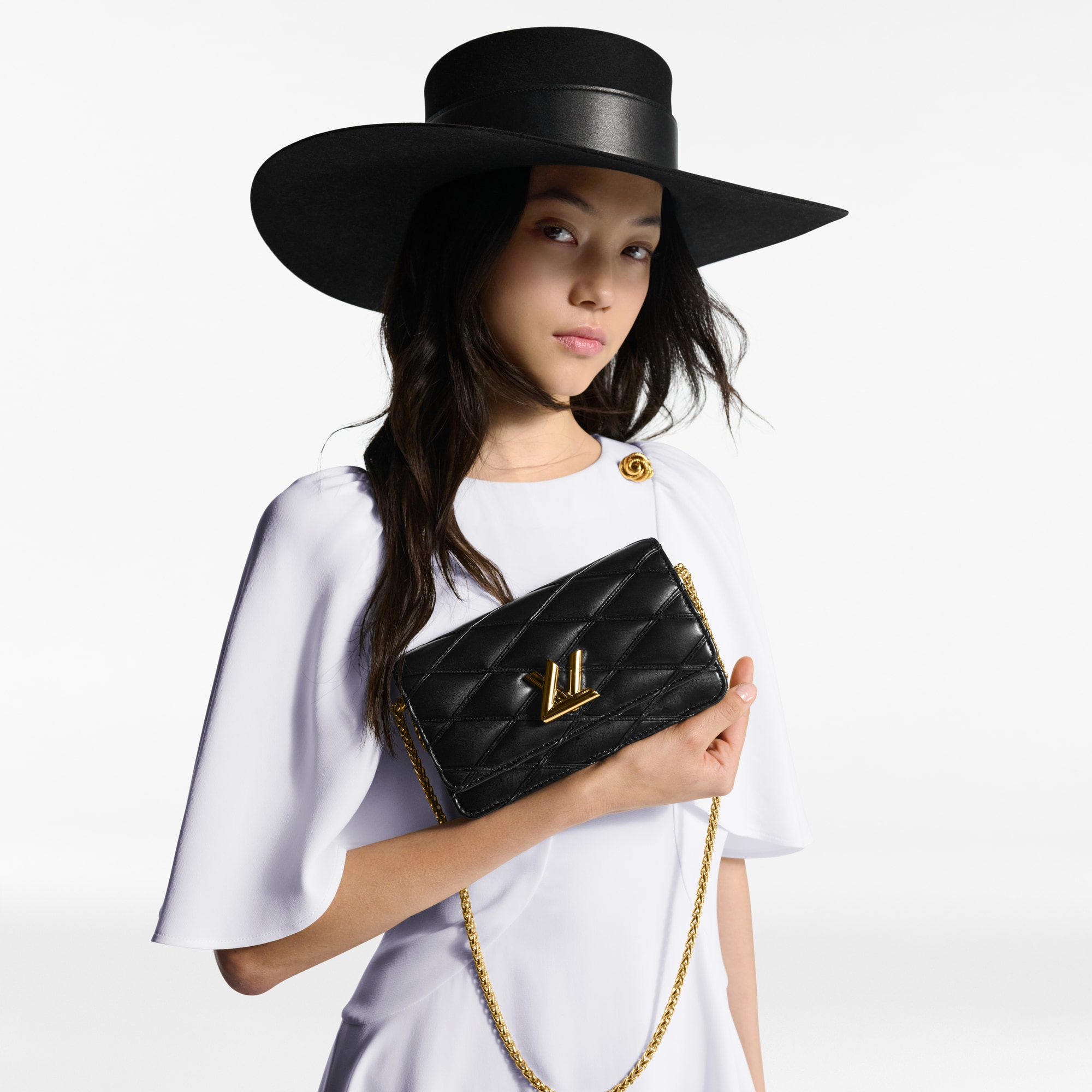 กระเป๋าสตางค์สายโซ่รุ่น GO-14 Malletage in ผู้หญิง