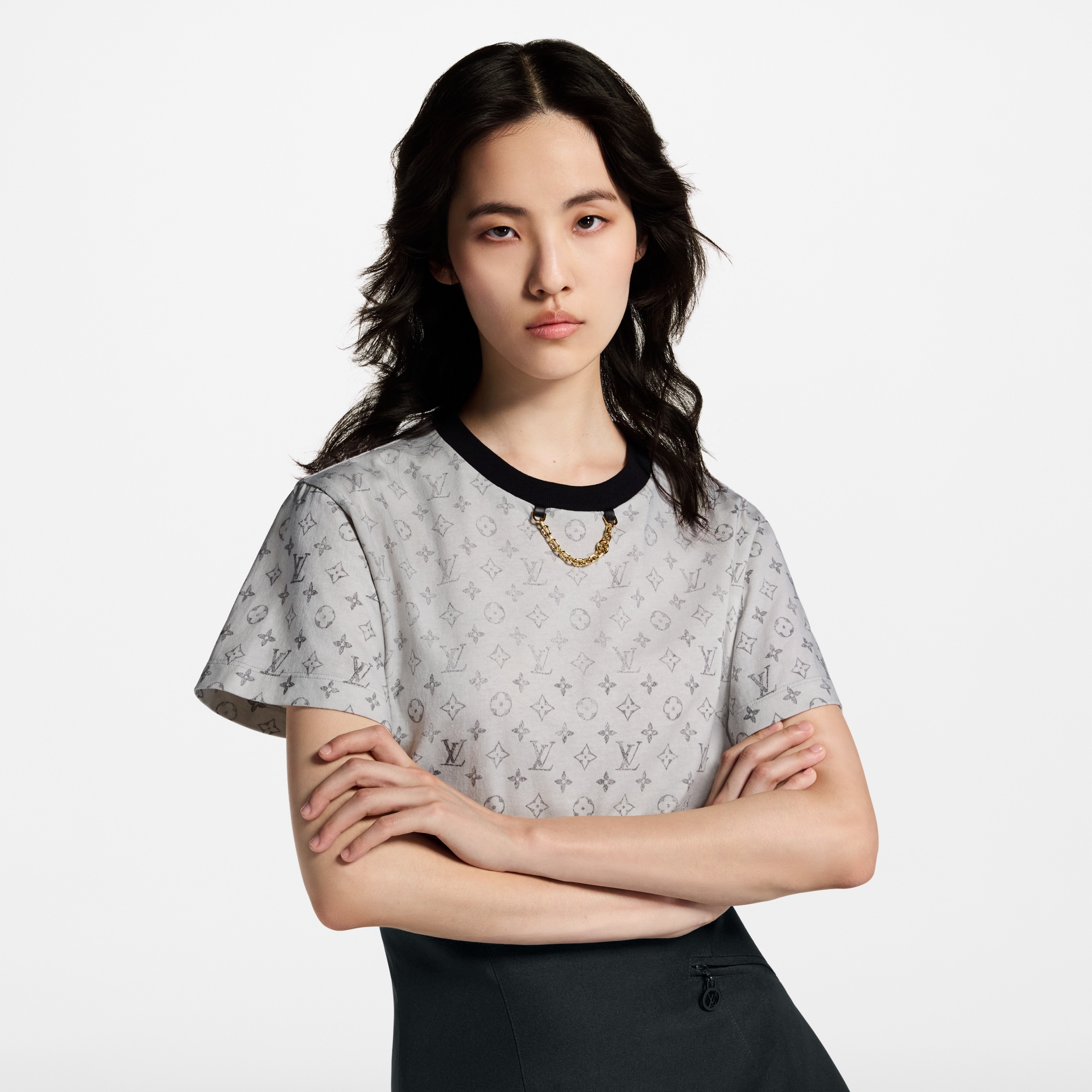 เสื้อยืดฟอกลาย Monogram  in ผู้หญิง