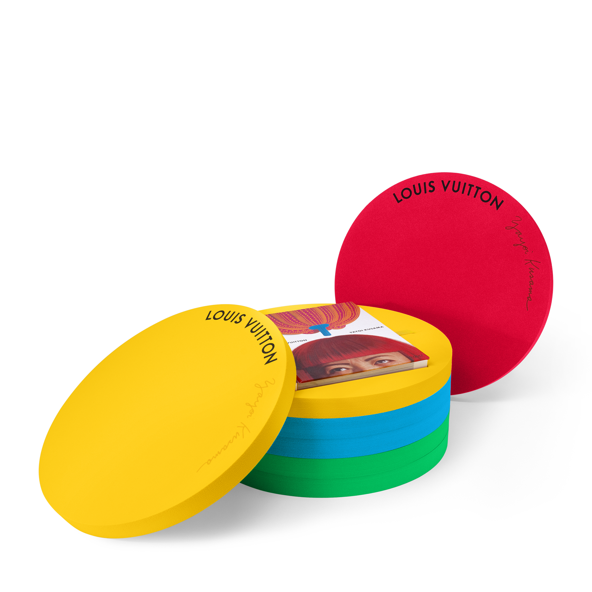 หนังสือ Yayoi Kusama x Louis Vuitton: Creating Infinity  in ทรังก์ การเดินทาง และ บ้าน