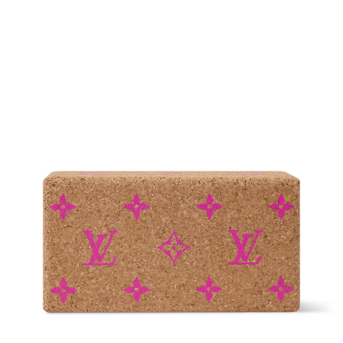 บล็อกโยคะ . in ทรังก์ การเดินทาง และ บ้าน's กีฬาและเกมส์ } collections by Louis Vuitton (การย่อ/ขยายผลิตภัณฑ์)